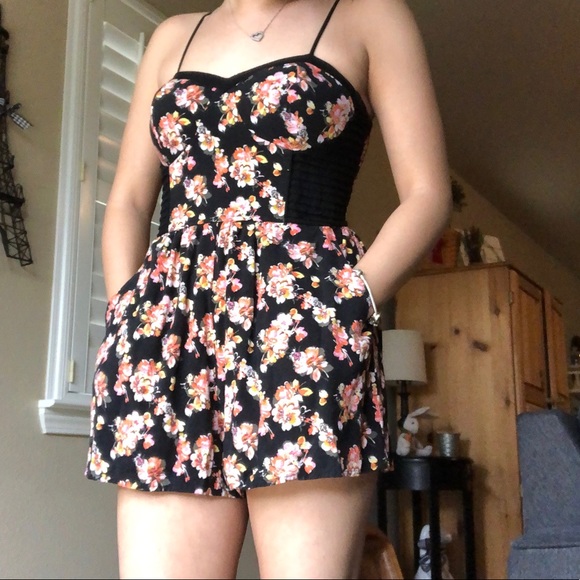 Xhilaration Pants - Super Cute Floral Romper
